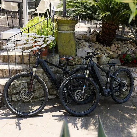 Hotel La Foresta Monteisola Monte Isola