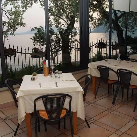 La Foresta Monteisola Monte Isola