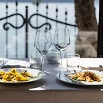 Hotel La Foresta Monteisola *