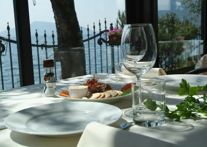 Hotel La Foresta Monteisola *