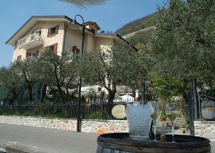 La Foresta Monteisola Hotel Monte Isola